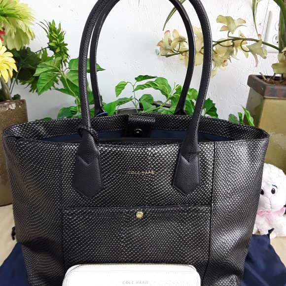 Cole Haan Mila Pewter Black Purse & White Wallet  - Picture 2 of 6